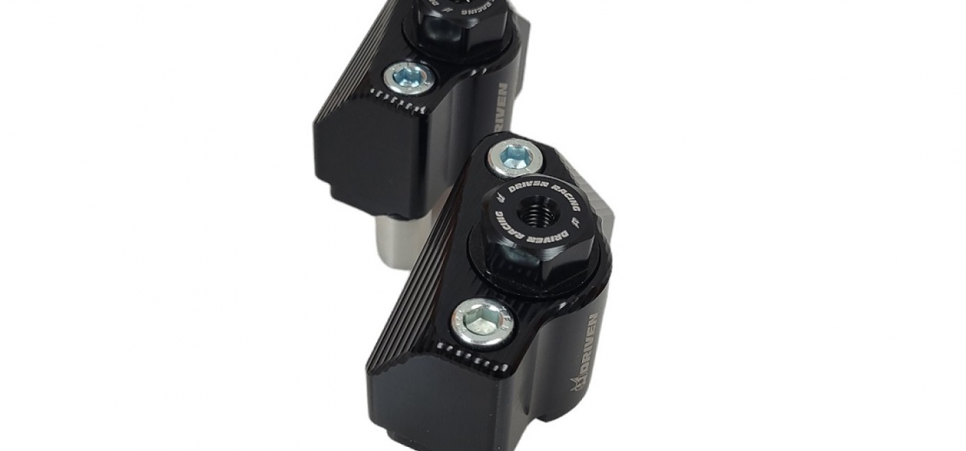 CAPTIVE AXLE BLOCK 22-24 GROM | Driven Racing